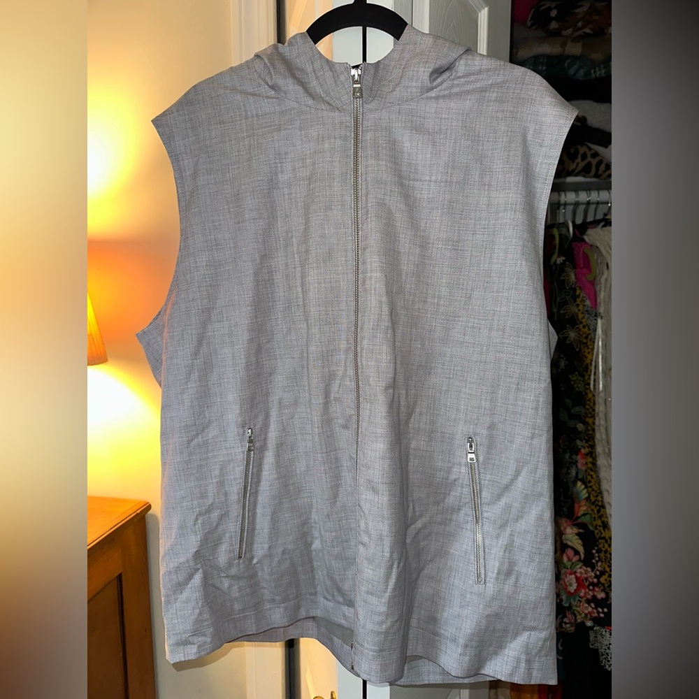 Light Gray Sleeveless Zip-Front Vest